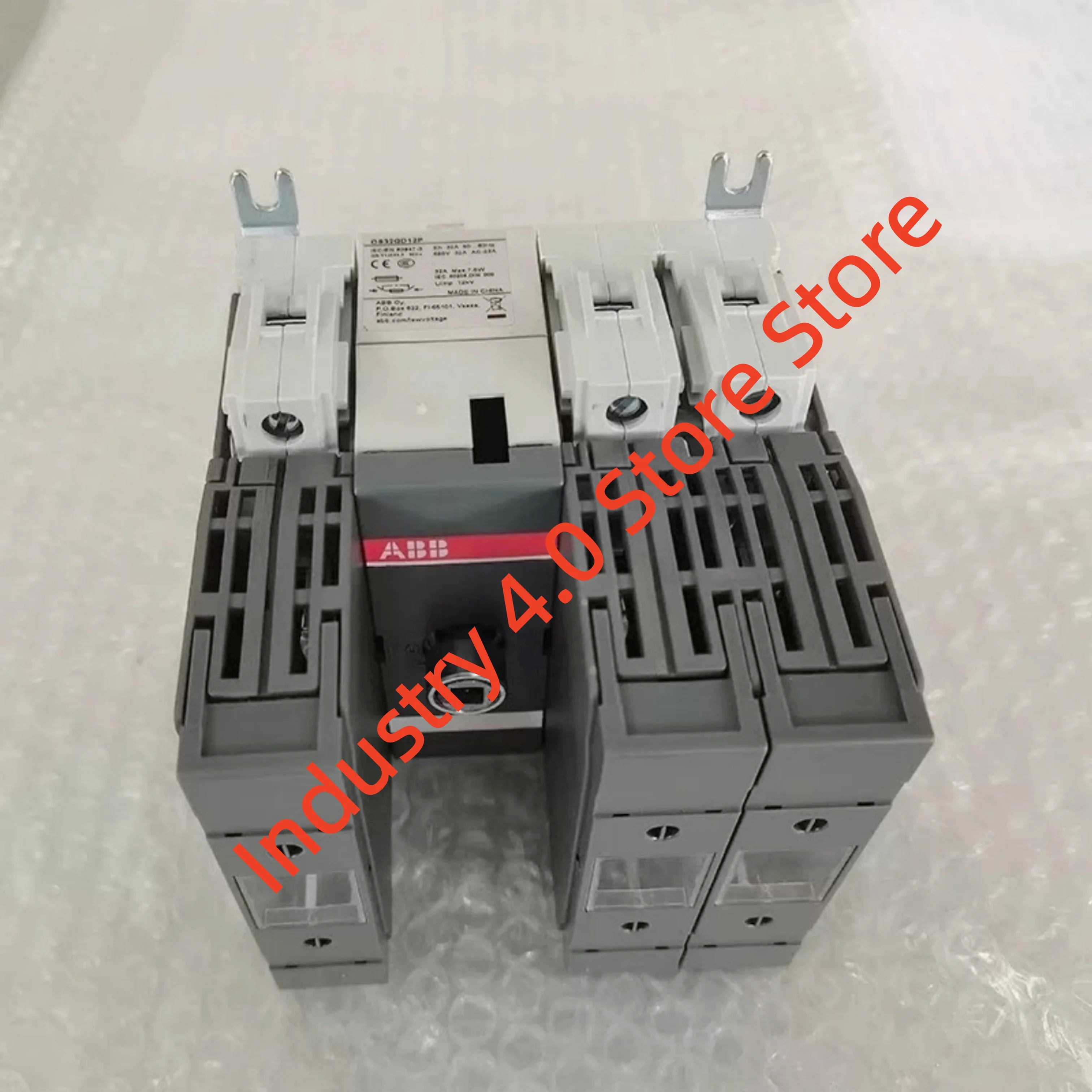 جديد وأصلي OS32GD03P 1SCA115189R1001 OS32GD12P 1SCA114581R1001 مجموعة مفاتيح عزل 100% جديد