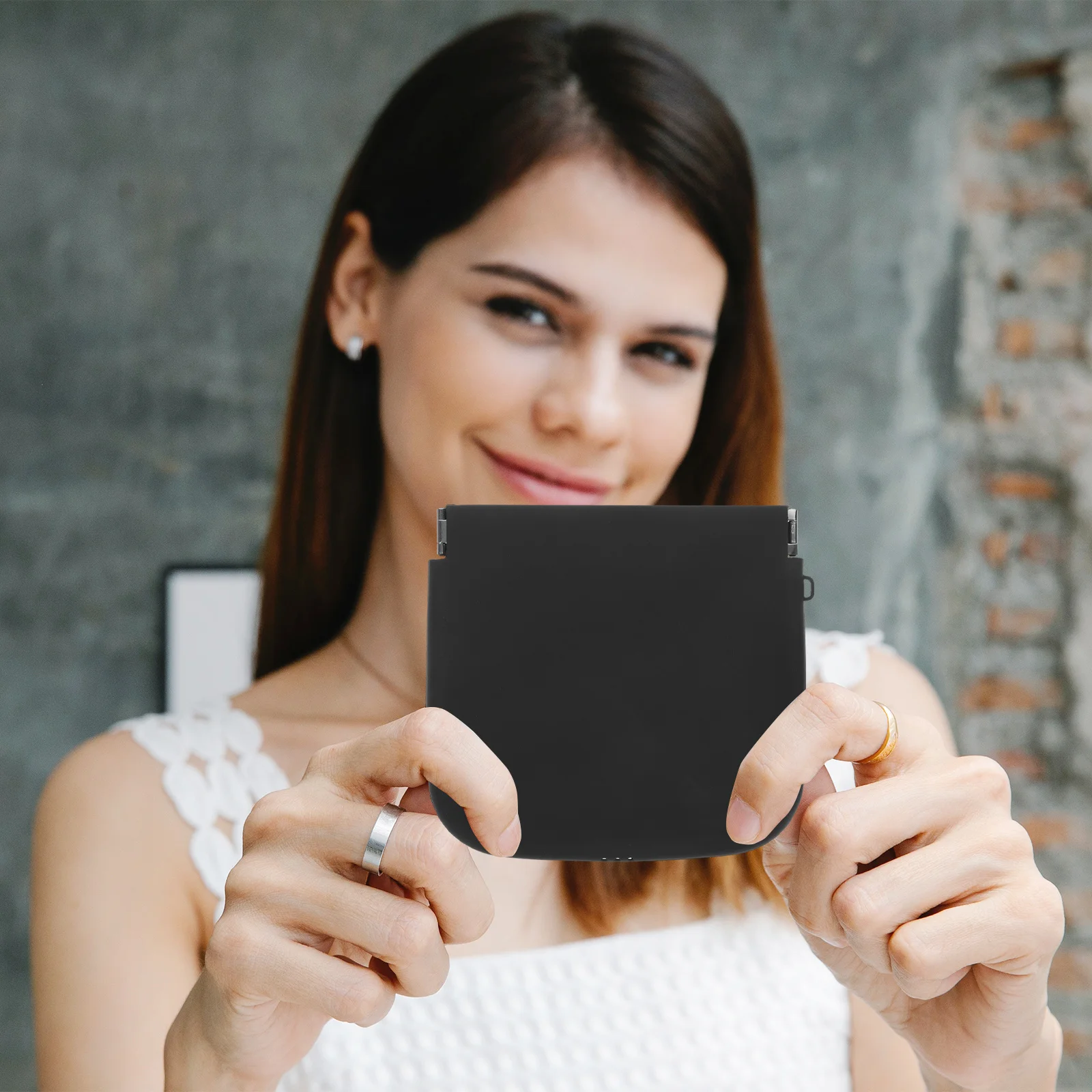 Borsa per trucco in silicone Piccolo organizzatore portatile per rossetto Custodia antipolvere impermeabile per le donne Borsa da viaggio per esterni