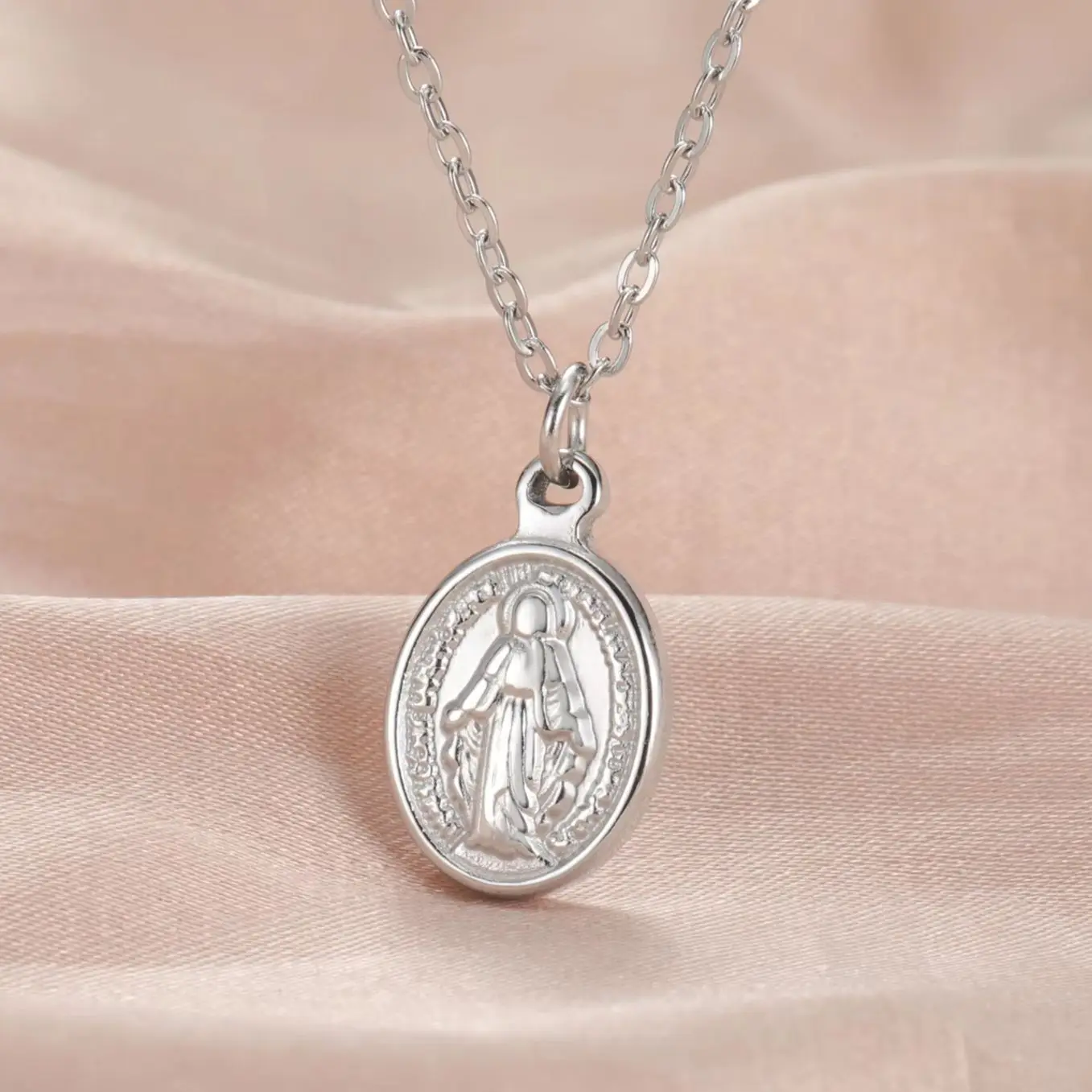Unift Vintage Our Lady Mother Virgin Mary Pendant Necklaces for Women Stainless Steel Jewelry Religious Amulet Birthday Gift