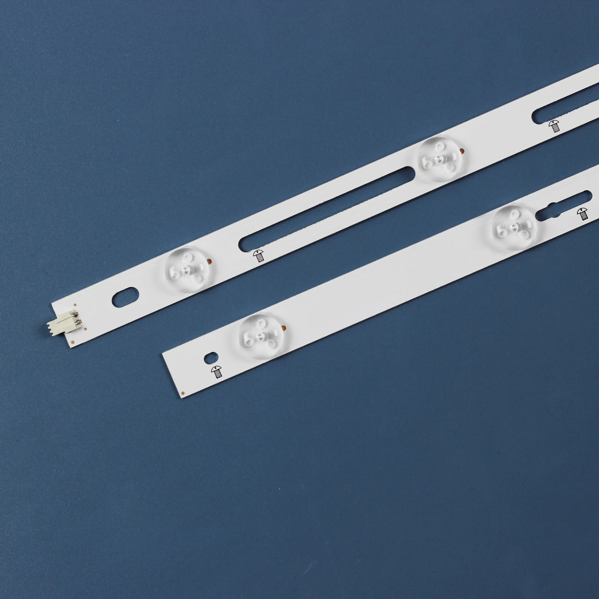 새로운 12pcs 키트 LED 필립스 50 TV 50PFT4309 88 50PFH4509 50PFH6550 50PFH4509 88 50PFT4309 12 LE50D6660 80 GJD500611001-X3-L R