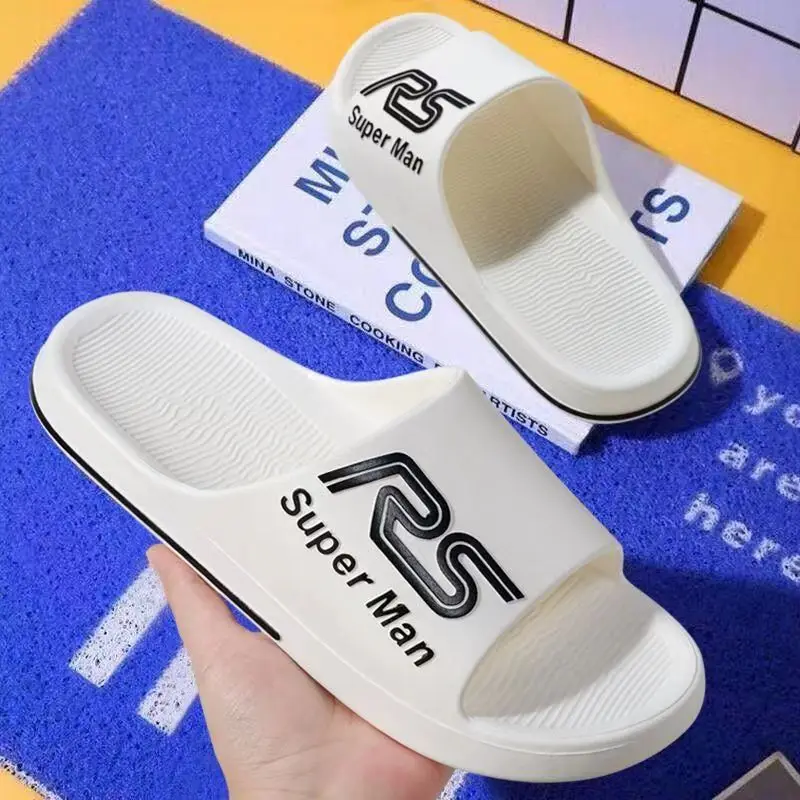 2024 Man's New Summer One Word Slipper Soft Sole No Slip Adolescent Home Slippers Bathroom Slipper Outdoor Slipper