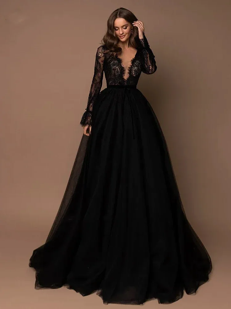 맞춤형 고딕 블랙 프롬 드레스 섹시 레이스 A라인 파티 드레스 반짝이는 볼 가운 V넥 크리스마스 드레스 고품질 레트로 심플