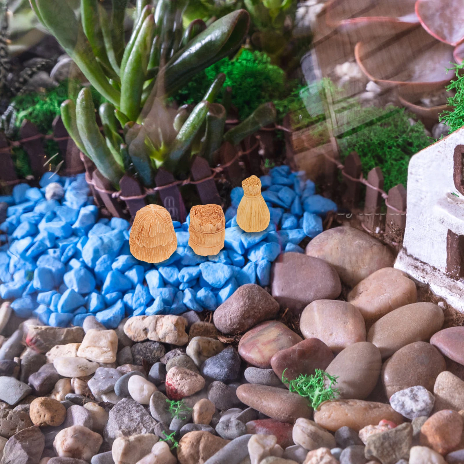 

12Pcs Fake Hay Bundles Decorative Mini Bales for Craft DIY Village Scene Rustic Table Arrangement Small Landscape Ornament