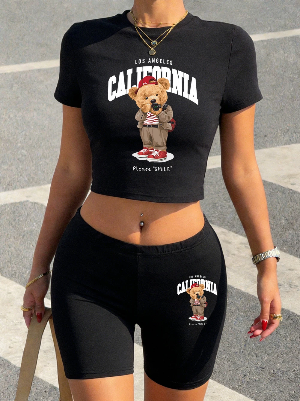 

Summer Bear In Usa California Prints Crop Tops Shorts Womans Two Pieces Set T-Shirts Pants Slim O-Neck High Elastic Soft Clothes