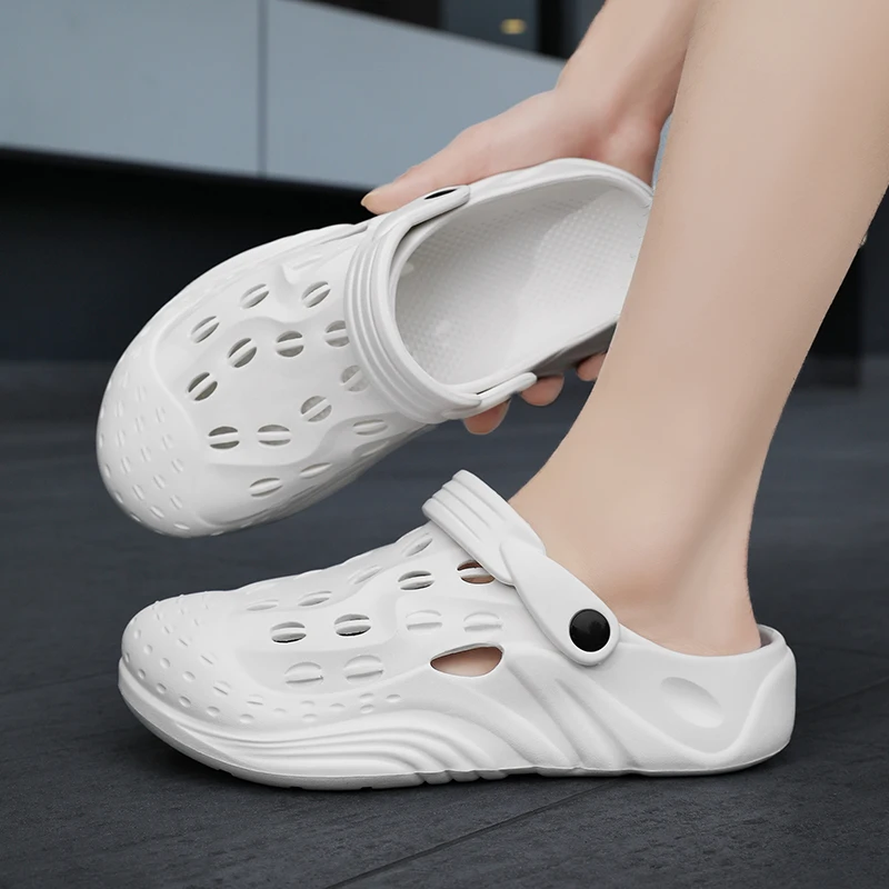 

Beach Male Hole Slipper Platform Anti-slip Outdoor Elegant Casual Slides Mascullino Eva Designer Luxury 2025 Style Men's Shoe