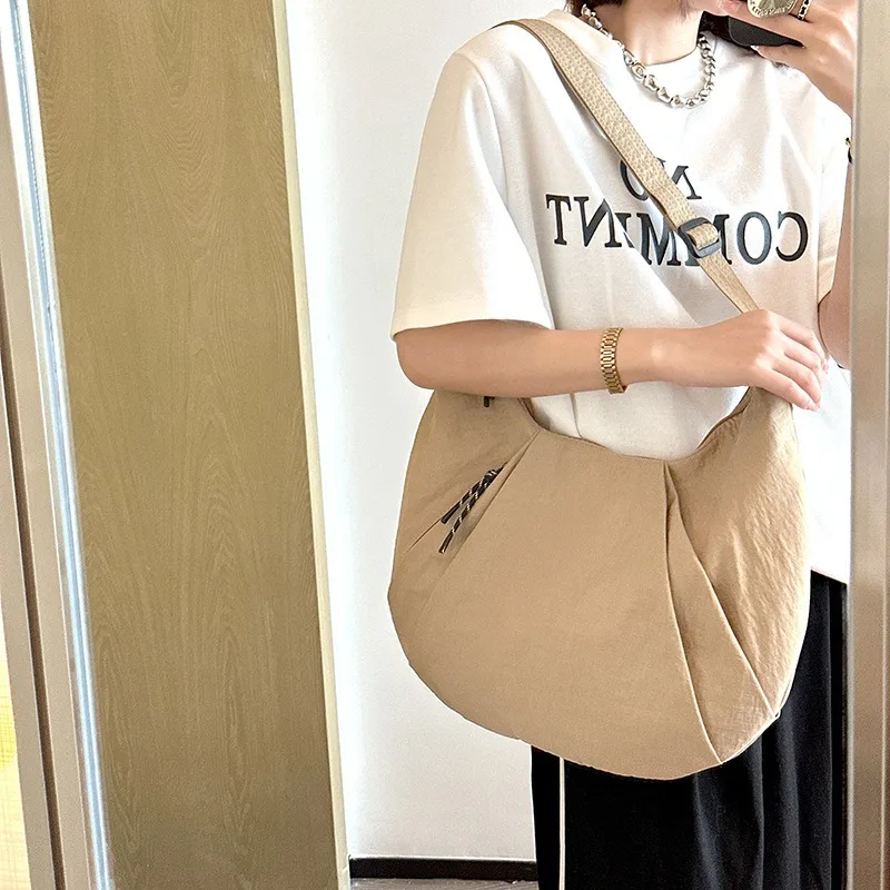 

Large Capacity Bag for Women's 2024 New Fashionable Shoulder Bag Versatile Tote Simple Crossbody Bag