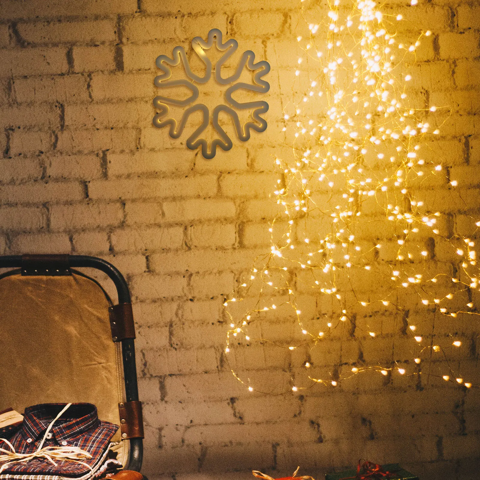 

LED Snowflake Neon Sign Night Light Decoration Air Shaped Lamp USB Powered for Bedroom Kids Room Home Party Xmas Gift LED