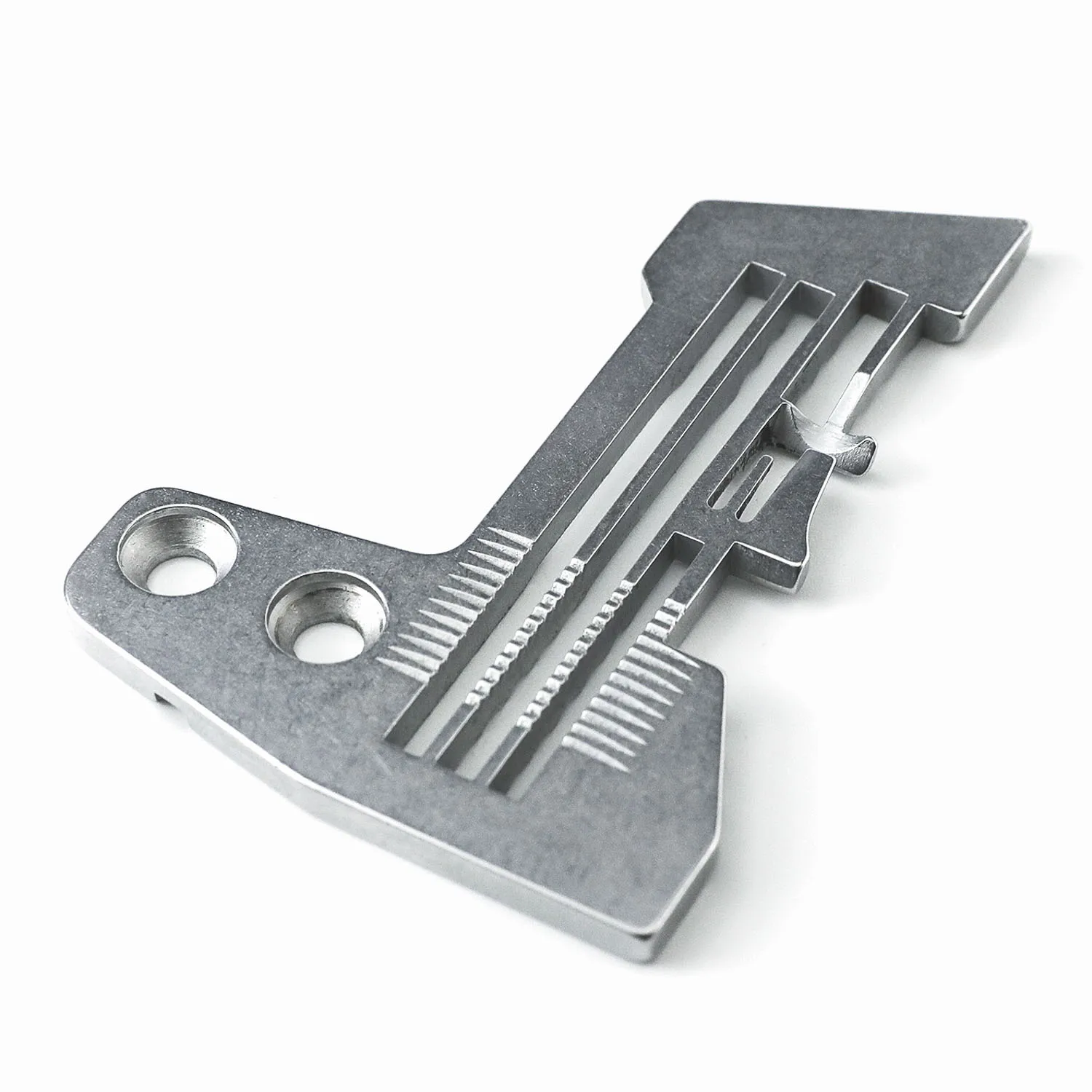 E919 Throat Plate Fits Siruba 747 (700F 4-Thread) Industrial Overlock Sewing Machine Genuine Quality Needle Plate 2x4mm