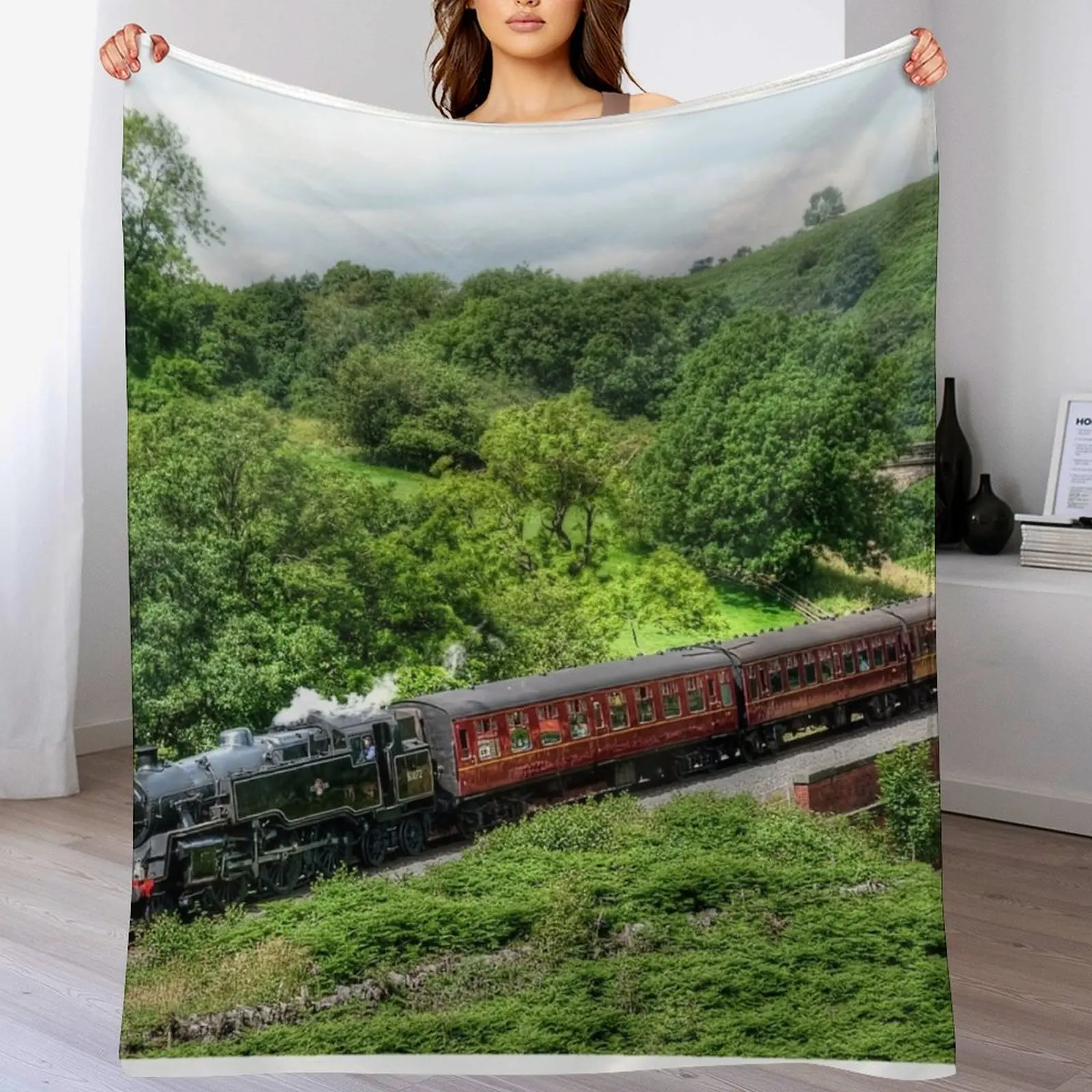 

North Yorkshire Moors Railway Throw Blanket Breathable Lightweight Blanket for Adults Kids