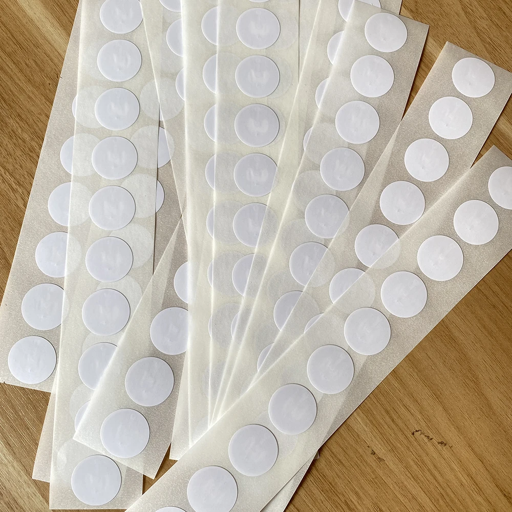 20pcs NFC Tags NFC213 Stickers for iPhone 13.56 MHZ 144 Bytes 25mm Chip Universal Label RFID Tags and All NFC Phones