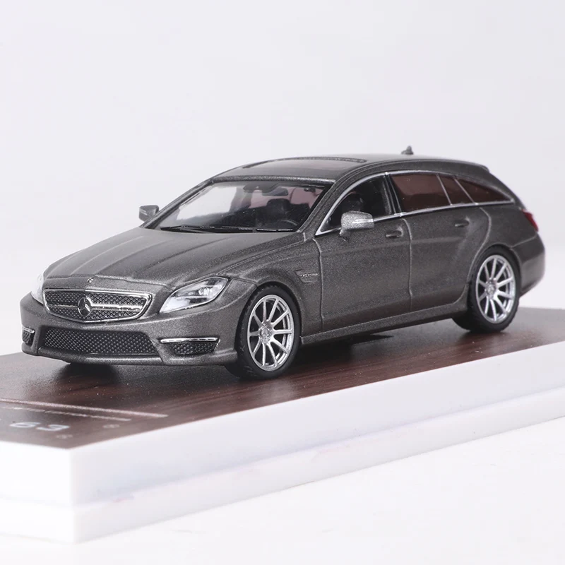 MJ 1:64 CLS63 Travel Version And Sedan Version Alloy Model Car