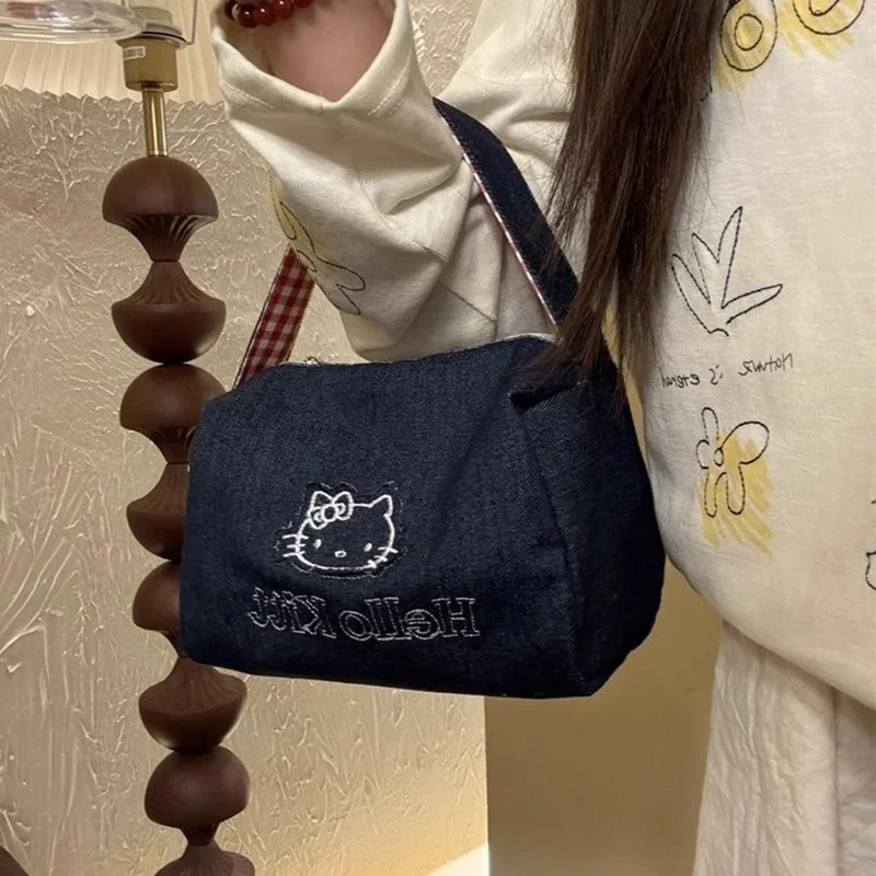 

Сумки Sanrio в стиле аниме, мультяшные сумки-тоут, клатчи, дорожные органайзеры, подарочные сумки-сатчелы, косметички с вышивкой Hello Kitty