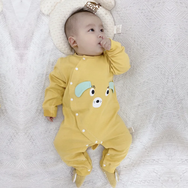 Baby jumpsuit to keep warm in spring, autumn and winter, boneless quilted newborn baby clothes, outdoor rompers, jacket