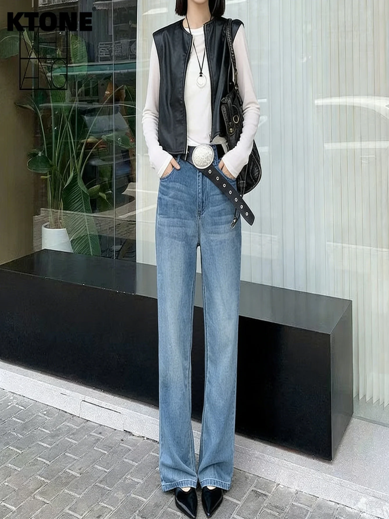 

Одежда в стиле Y2K: свободные синие джинсы Drip Original унисекс для мужчин. Аксессуары и ремни в комплект не входят.