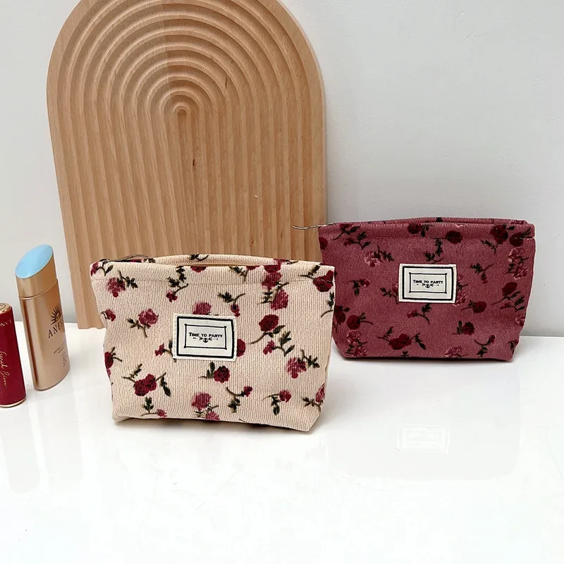 Women Corduroy Cosmetic Bag Cotton Cloth Makeup Pouch Hand Travel Bag Lipstick Organizer Cases Fashion Zipper Clutch Phone Purse