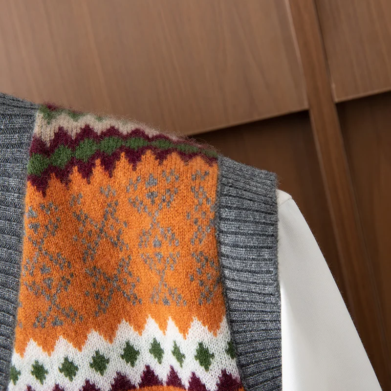 Men's Thickened Casual V-neck Jacquard Sweater Tank Top 2025 Autumn Winter Warm Trend Loose Sleeveless Pullovers Knitd Vest