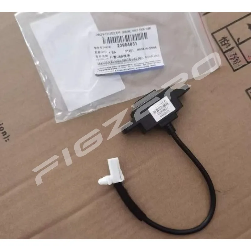 For Baojun 510 730 2017 Genuine Auxiliary Dashboard USB Socket Armrest Box Rear USB Interface 23964631