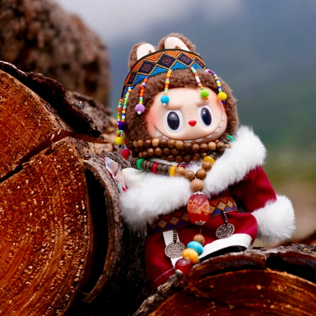 Para Labubu, conjunto de ropa de bebé de estilo tibetano, uno, dos o tres generaciones, puede usar ropa de bebé, caja ciega de vinilo, ropa colgante