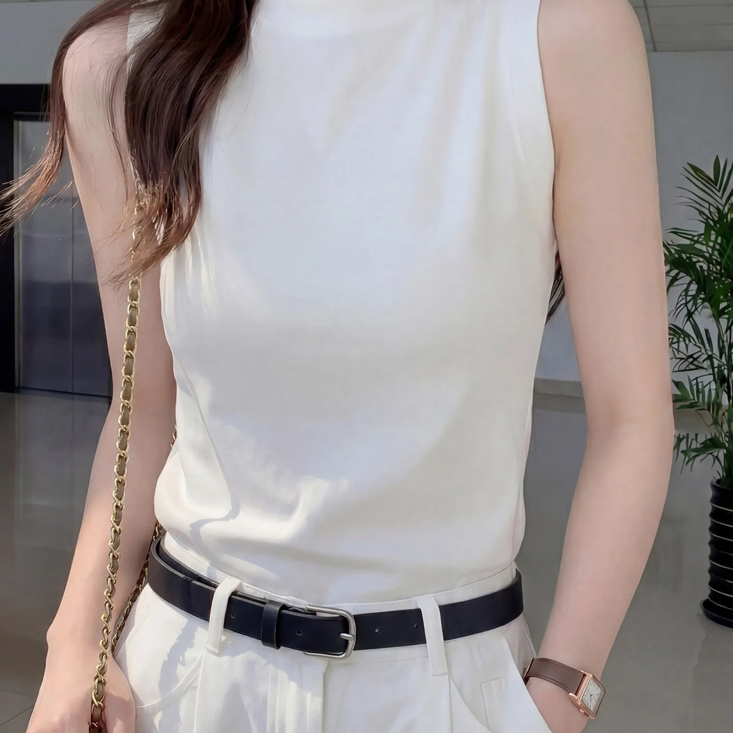 Women's Sleeveless Vest New Summer Inner Wear Arm Fat Concealer Simple Base Layer Top Outdoor Wear Slim White Shoulder Pad
