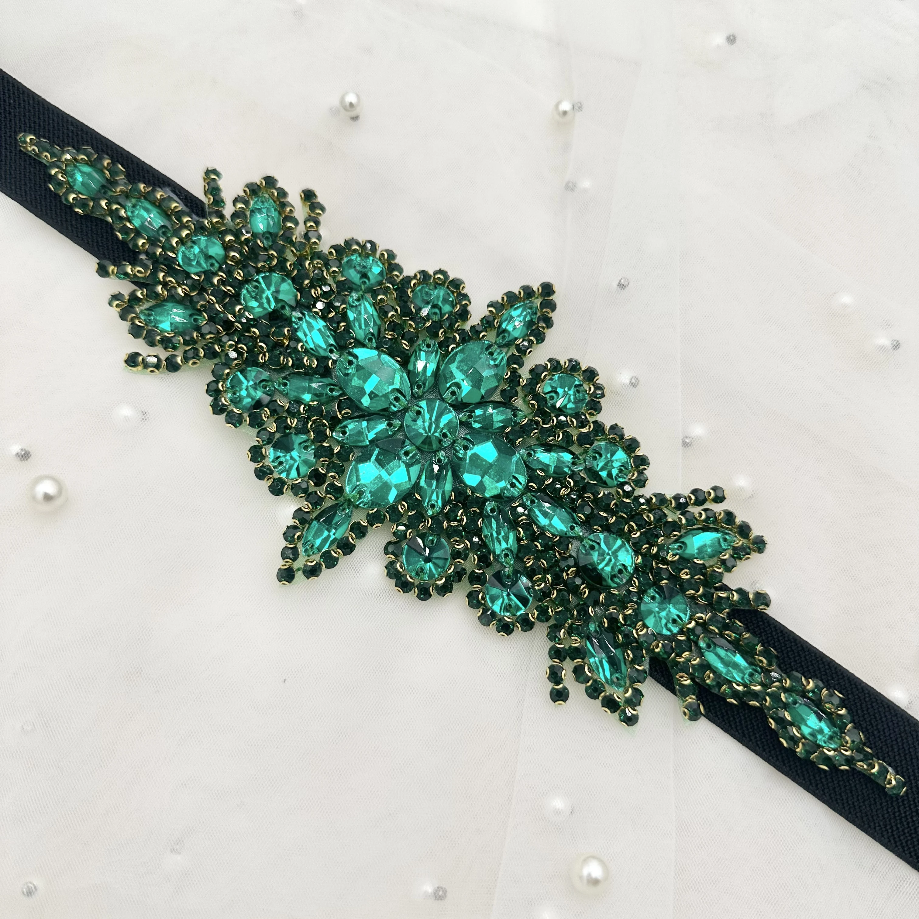 Rose Red Glass HAND-Stitched Diamond Patch DIY ลูกปัดกาวชุดสตรีเข็มขัดแต่งงานชุดปาร์ตี้