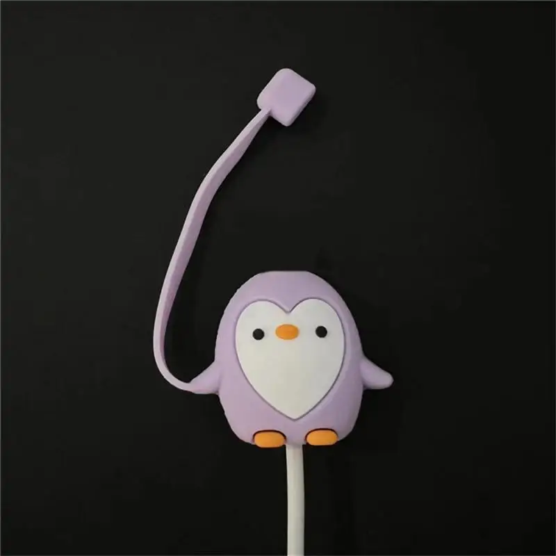1pcs Anti-break ฝุ่นสีม่วง Winder PVC สายชาร์จข้อมูลกรณีอุปกรณ์ต่อพ่วงโทรศัพท์มือถือน่ารัก Penguin กรณี Penguin Winder