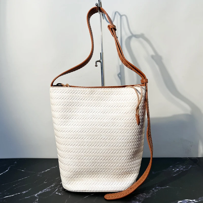 

Bucket Bags For Women Luxury Designer Handbag Purses 2025 New In PU Imitation Woven Embossed With Inner Pocket Underarm Shoulder