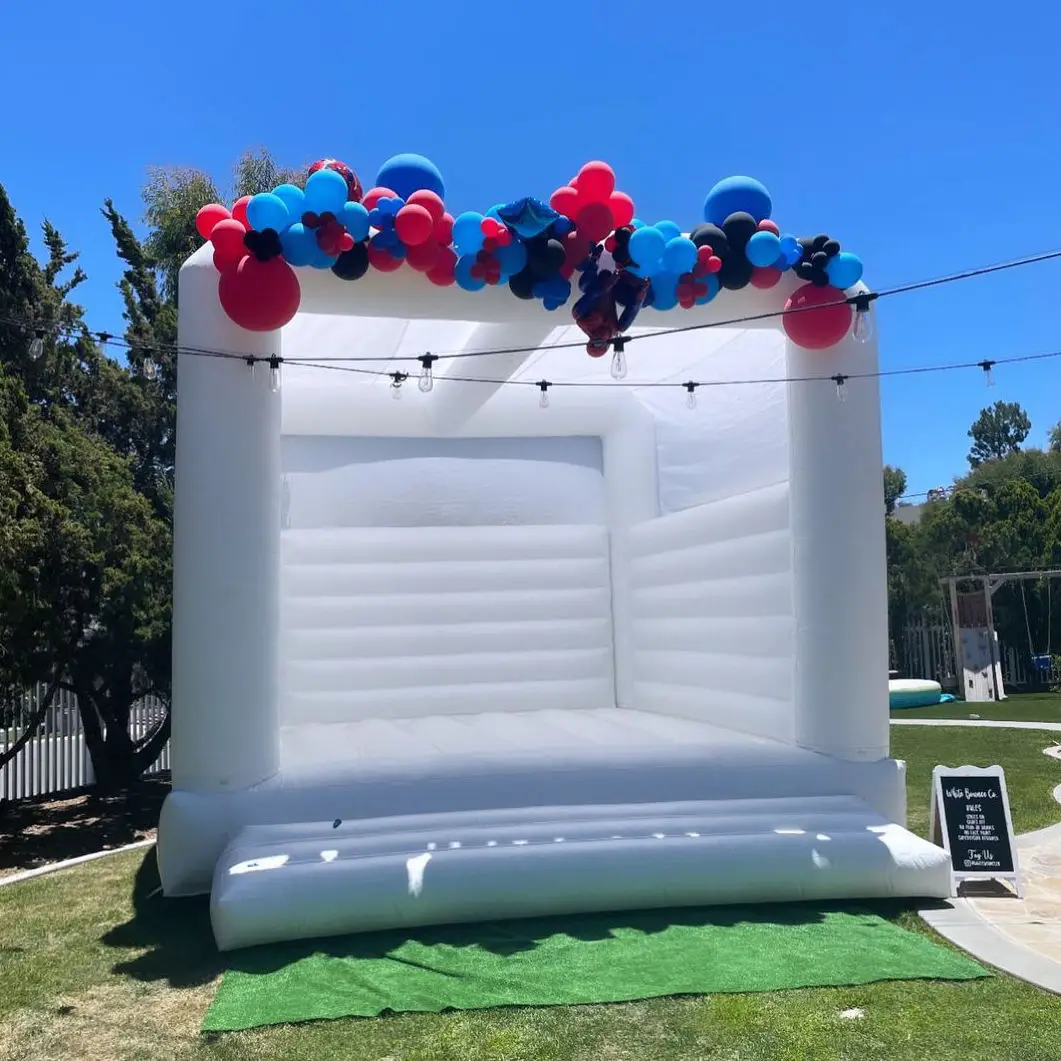 White Popular Inflatable Castle Suitable For Birthday Party Wedding With Slide Inflatable Bounce House