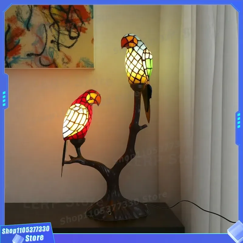 European Pastoral Tiffany Style Wall Lamp Vintage Glass Parrot Design Lighting Fixture For Living Room Staircase Aisle Hotel