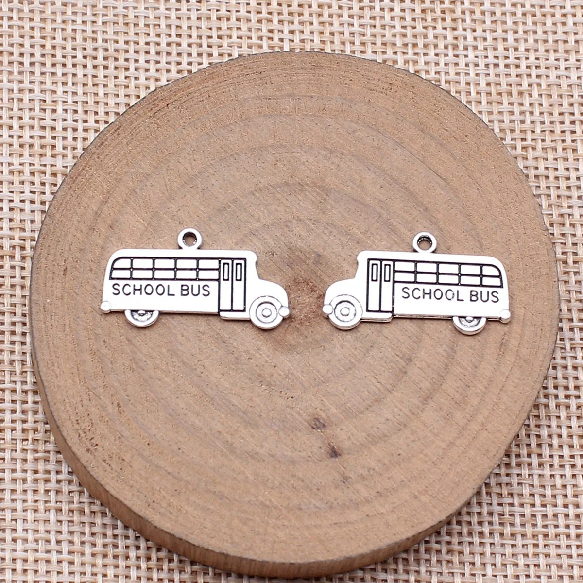 WYSIWYG 10pcs 23x13mm Antique Silver Color School Bus Charms Pendant For DIY Jewelry Making Handmade Jewelry Craft Findings