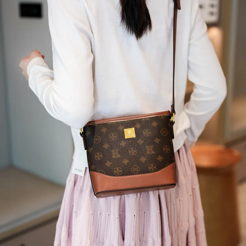 حقيبة دلو مطبوعة عتيقة محفظة مربعة لوكس للنساء خفيفة الوزن حقيبة كتف عصرية حقيبة كروس بسيطة حقيبة نهارية ليلية #4