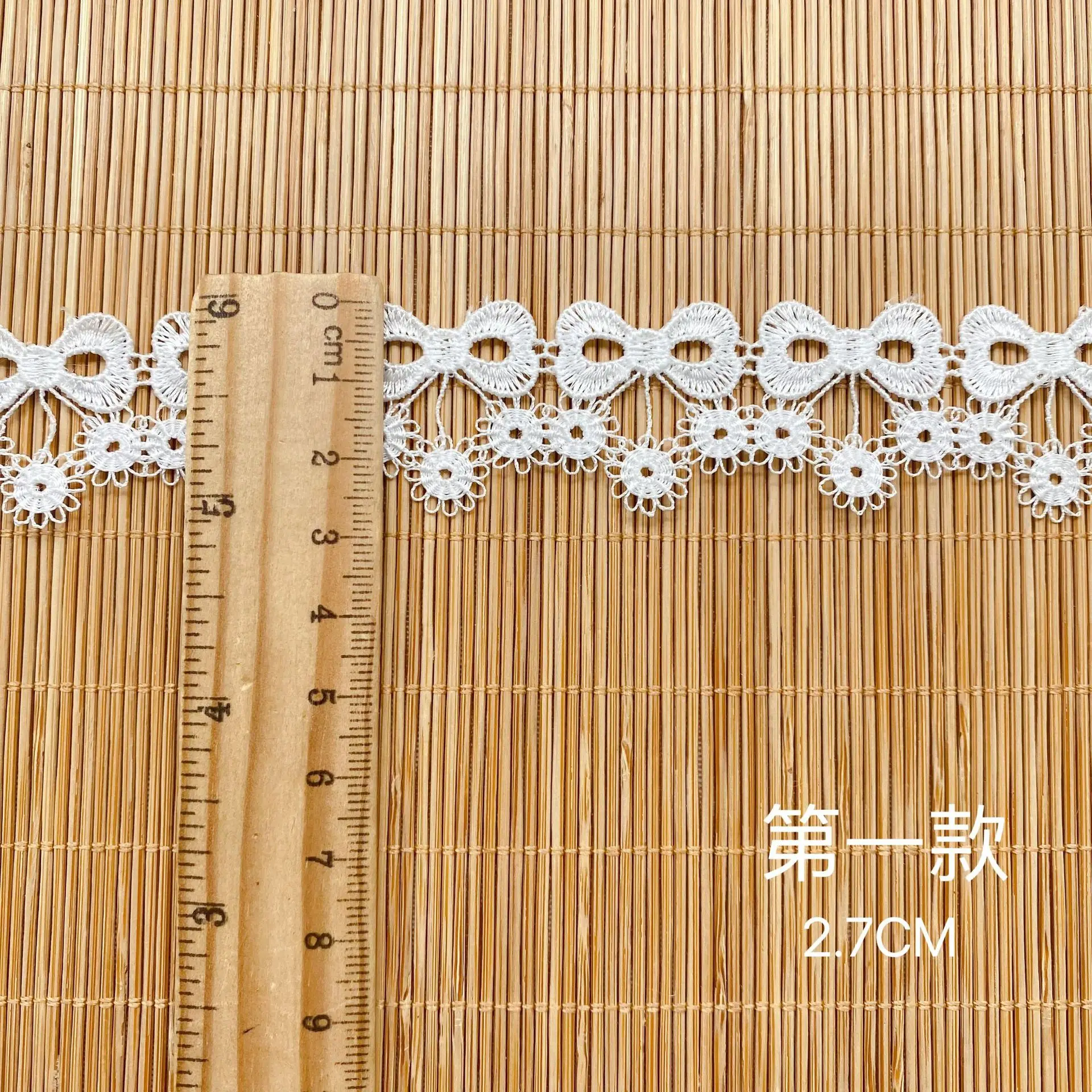 3Yards Children's dress with ribbon barcode bow detail Skirt hem, cuffs and collar adorned with accessories Water-soluble lace