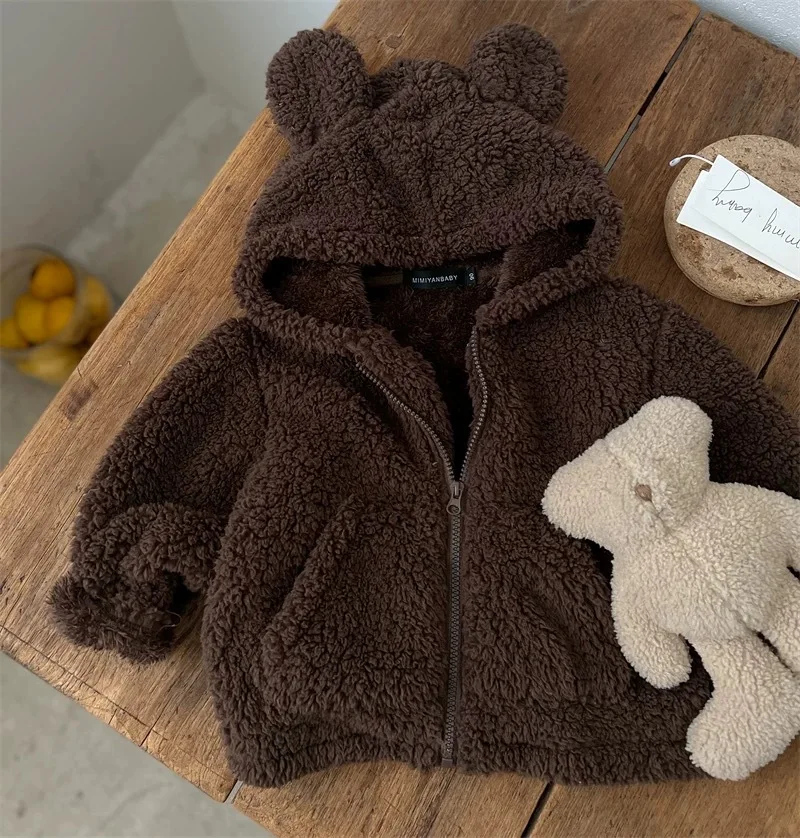 Koreanischer Stil, neuer Herbst- und Wintermantel für Kleinkinder, Mädchenmantel mit Kapuze, Wollpullover, verdickter warmer Baumwollmantel, Lammwoll-Oberteil. – Detail 9