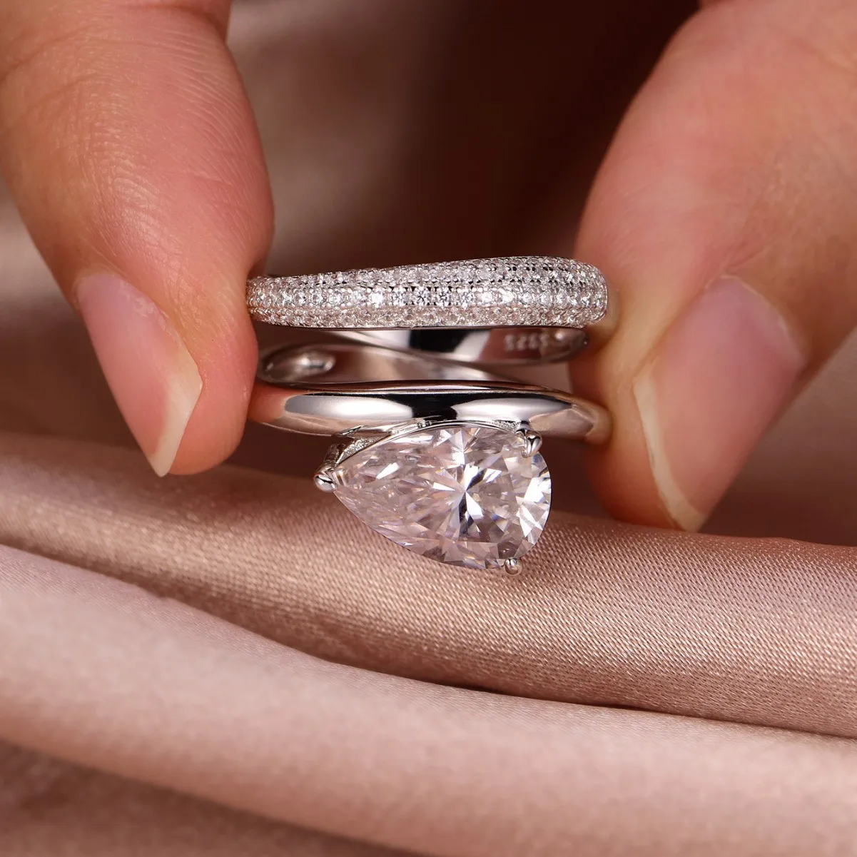 4CT Pear Cut Moissanite Ring Set 925 Sterling Silver Solitaire Stackable Rings Pave Band Two Piece Jewelry Set For Women