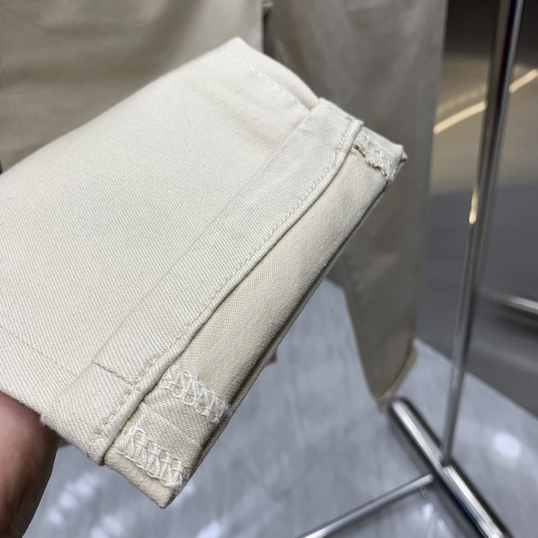 BLLIYOSS Pantaloni casual classici di lusso leggeri Jeans da uomo 2025 FW NUOVA moda Pantaloni a gamba dritta Old Money Ricamo Elastico liscio