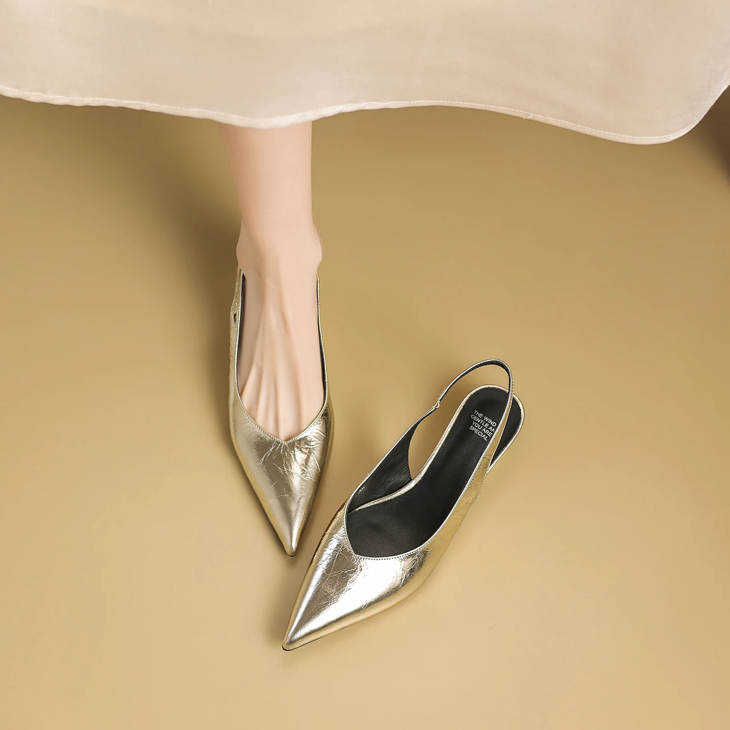 Nowe letnie sandały damskie 20 – Wedge Heeled Sneaker recenzja i cena