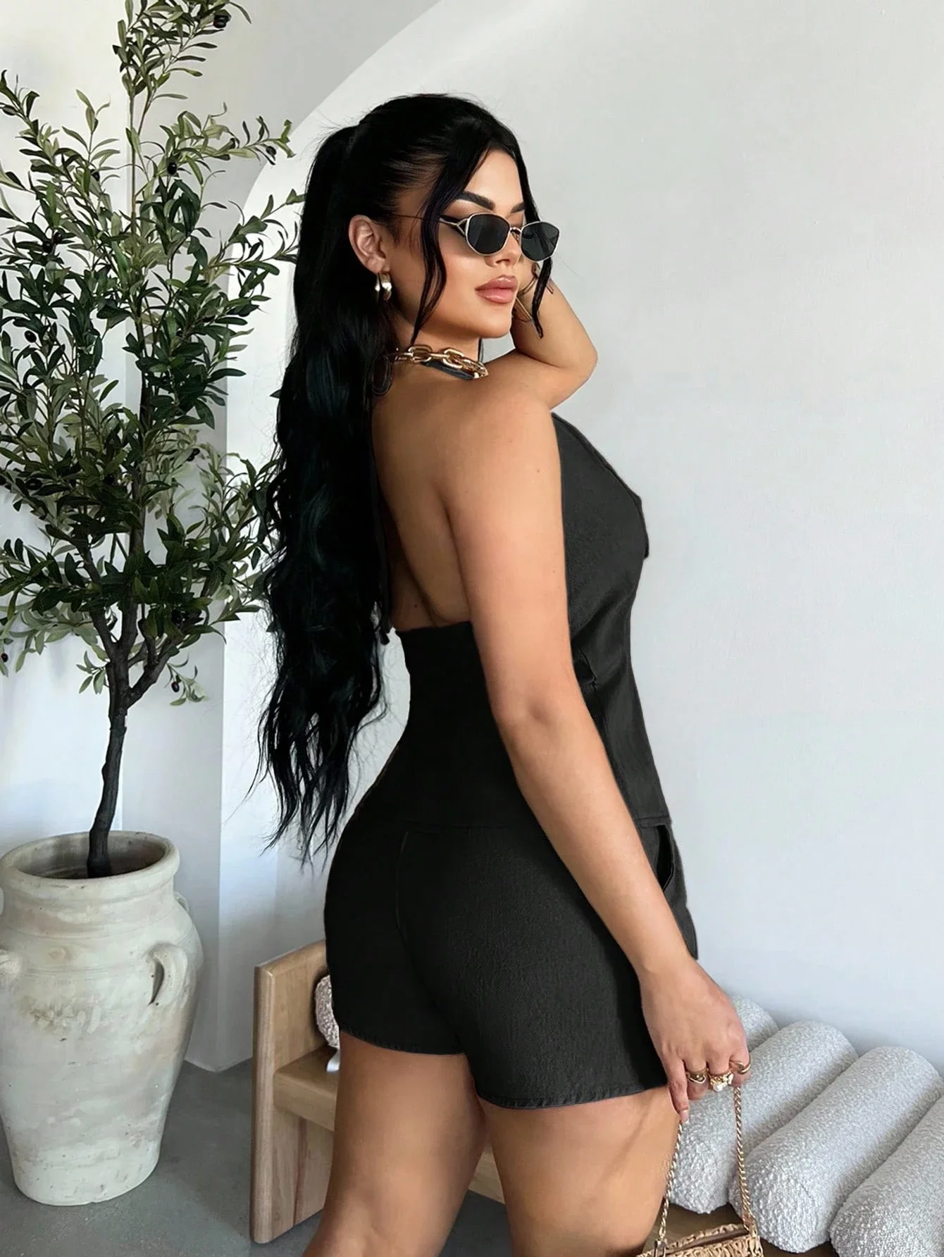 

Сексуальный комплект из топа-халтера с завязками на спине и шорт, 2 предмета, летний