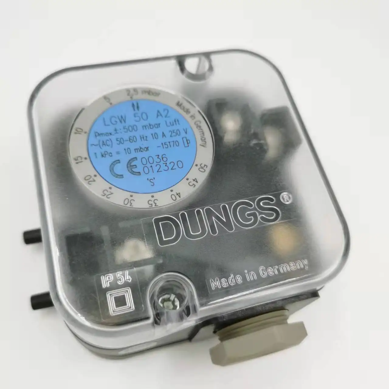 2025 Germany DUNGS Dongsi pressure switch LGW50A2 spot 20 original brand new