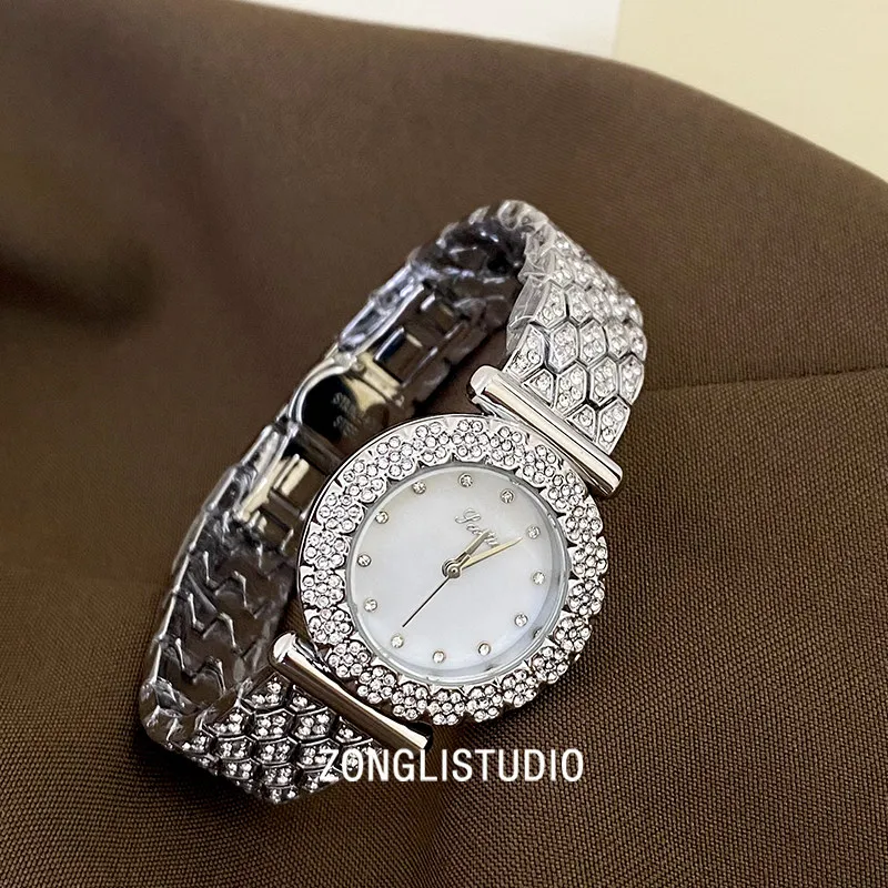 

New, Exquisite Women'S Watch With A Sophisticated Design And High-Quality Quartz Movement. A Perfect Gift For Women.