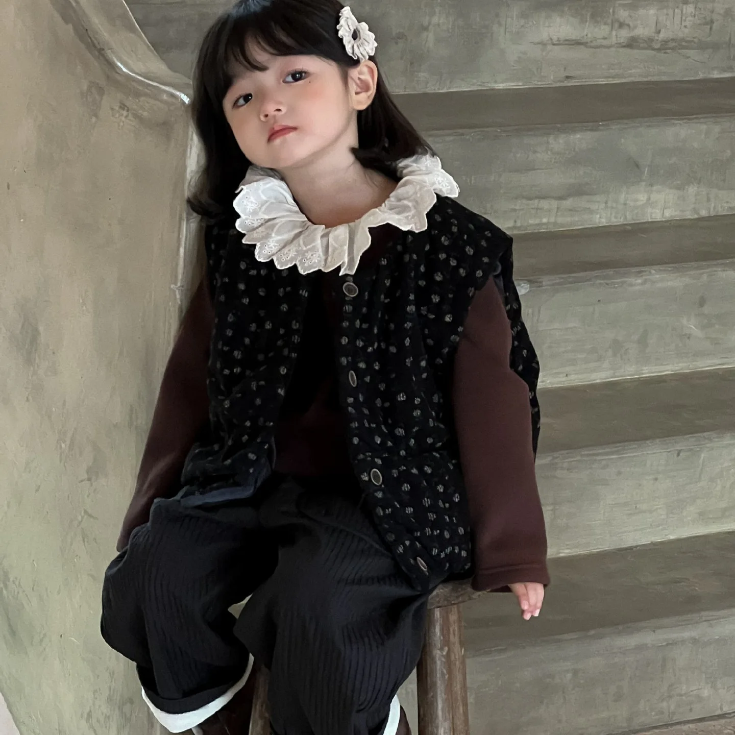 Korean Children's Vest for Girls Autumn and Winter New Fashion, Elegant, Retro Loose Floral Thickened Quilted Jacket