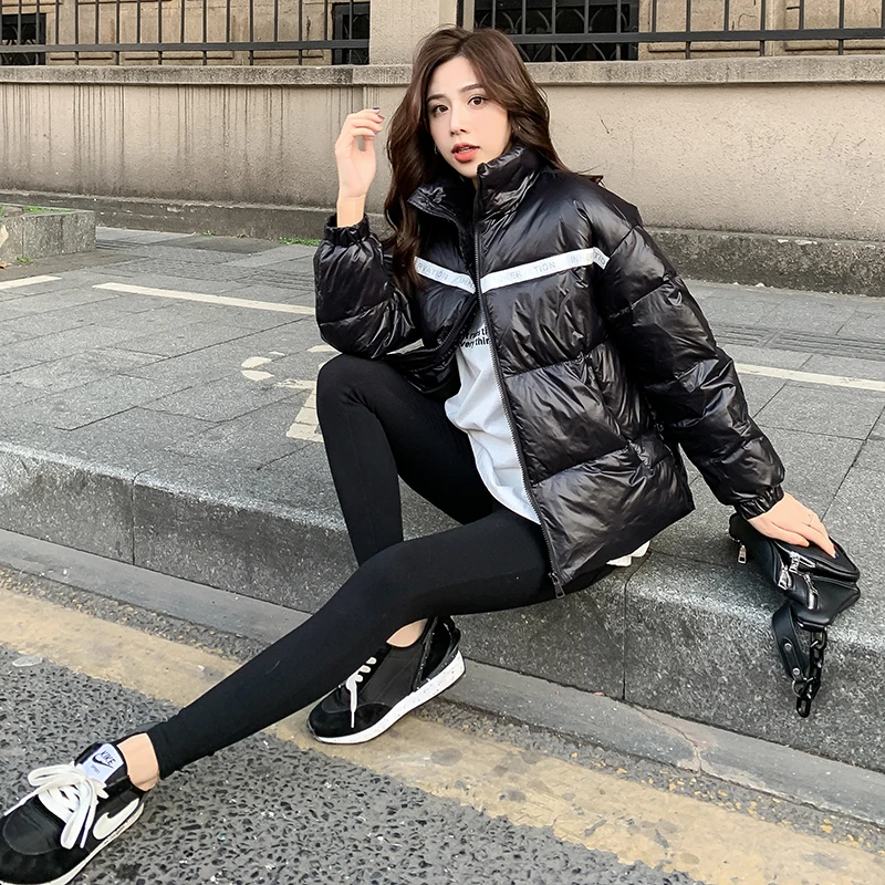 

Women New Winter 2022 Light-Reflecting Jacket Warm Bread Parka Short Padded Casual Thick Oversized Cotton Coat Femme Parkas