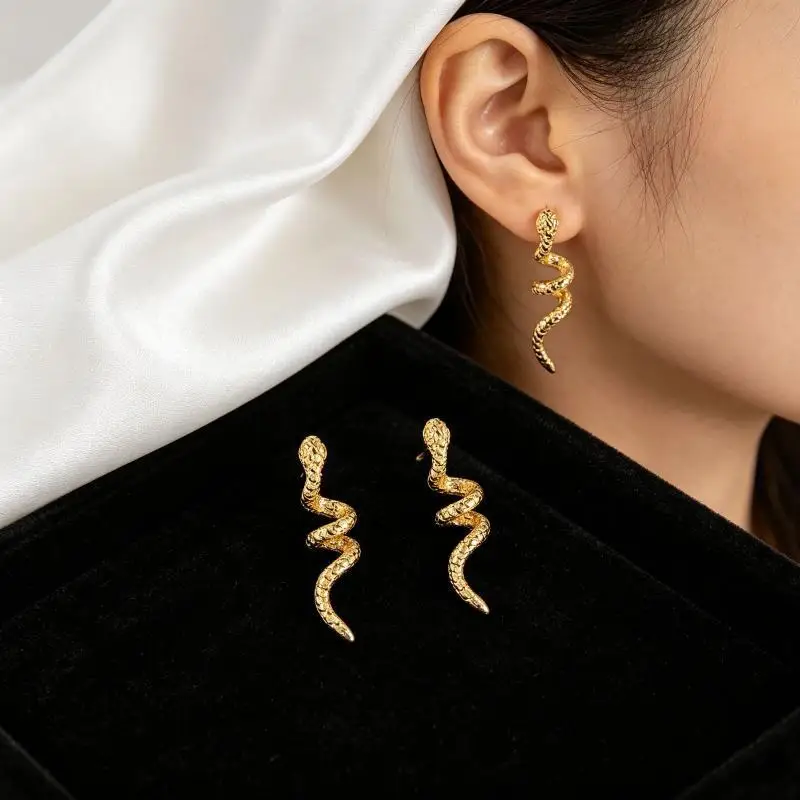 /HTF/Plated Snake Dangle Earrings Unique Textured Surface Hypoallergenic Posts For Party Date Daily Wear Gold