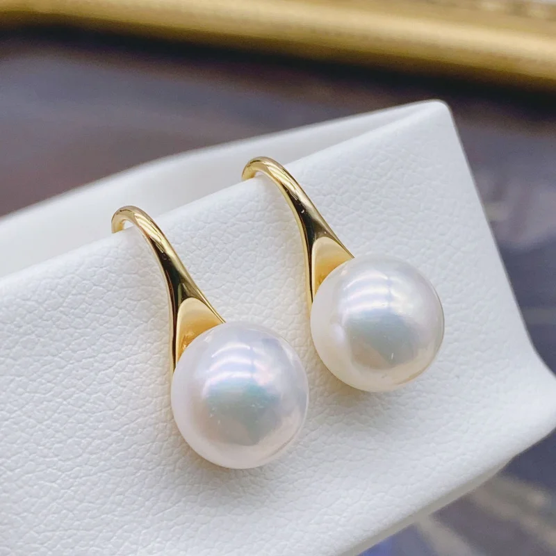 Freshwater ear hook, bread pearl high-heeled shoe , musical note earrings