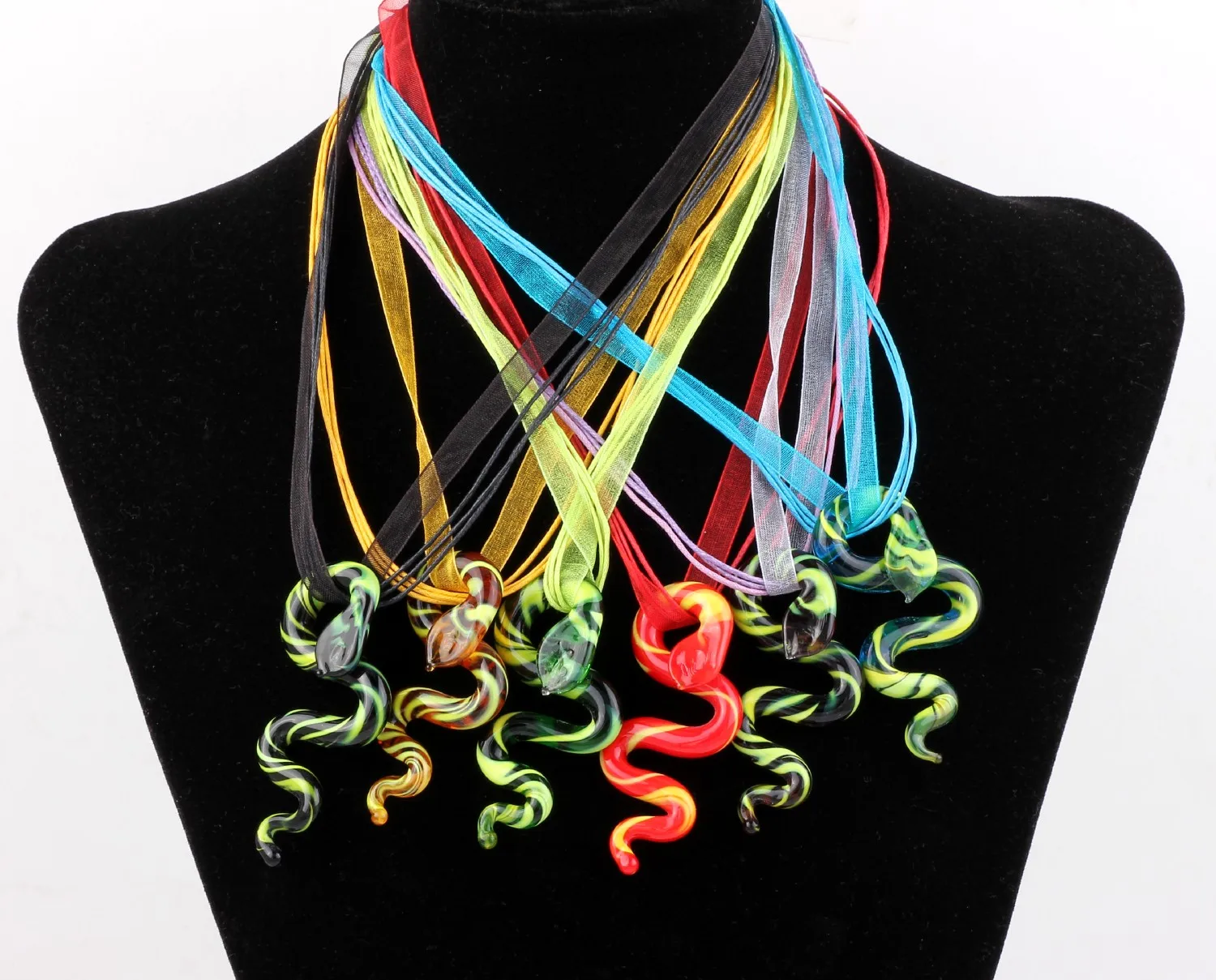 Top Fashion Wholesale 6pcs 2Styles Handmade Murano Lampwork Glass Mixed Color Stripe Snake Pendant Necklace Jewelry Necl0054