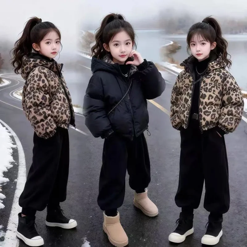 

2026 New Children's Leopard Print Cotton Padded Jacket Winter Hooded Thick Cotton Jacket For Boys and Girls Worn On Both Sides
