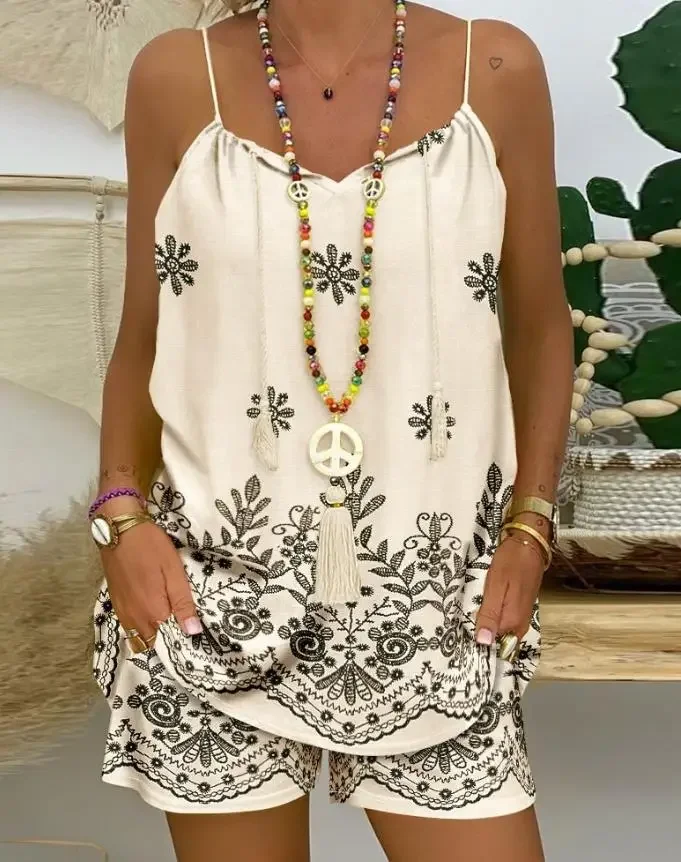 

CPSYMYM Two Piece Set Women Outfit Summer Floral Print Spaghetti Tank Top Floral Print Pocket Design Casual Shorts Set