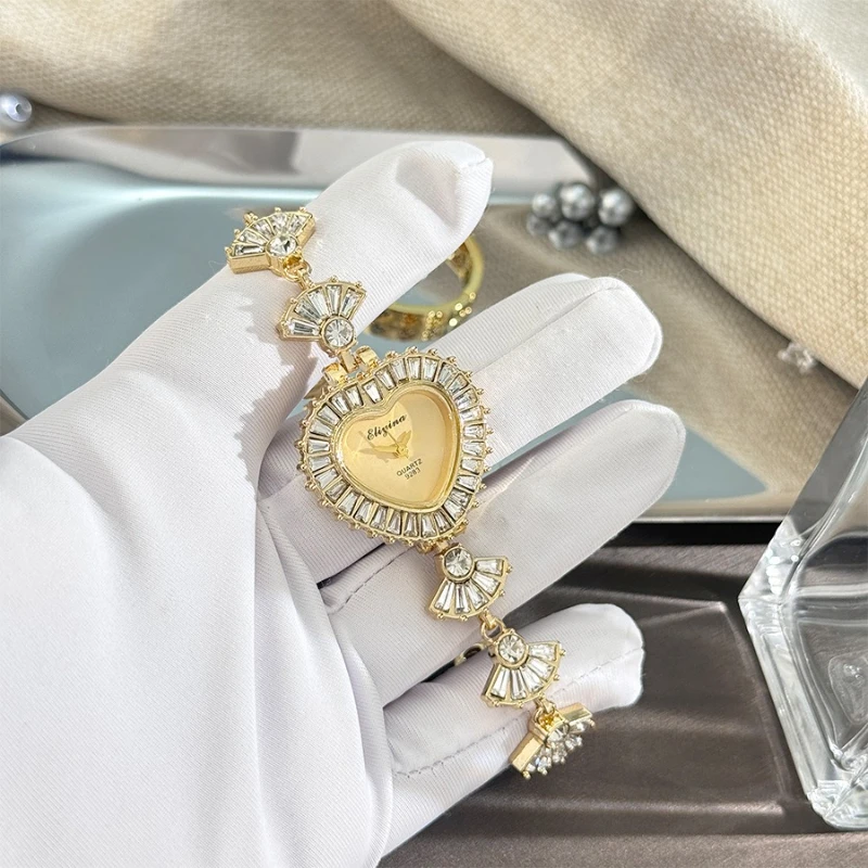 New Love Set Zircon Small Skirt Simple Fashionable Exquisite High End Bracelet for Women Quartz Watch