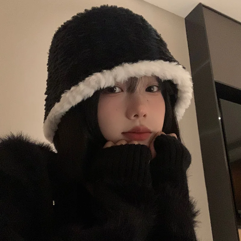 Neuer Herbst- und Winter-Colorblock-Strick-Fischerhut, Modischer Koreanischer Ins-Stil, Vielseitiger Beanie-Hut aus Plüschmaterial