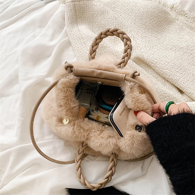 Simple Design Women Soft Plush Shoulder Bags Winter Furry Ladies Clutches Purse Small Handbags Fashion Female Crossbody Bags