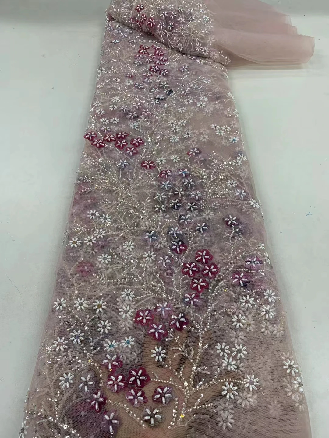 

Luxury Beaded Lace Fabric High Quality 2024 African Embroidery Sequins Beaded Tulle Lace Fabric For Evening Dresses Zx