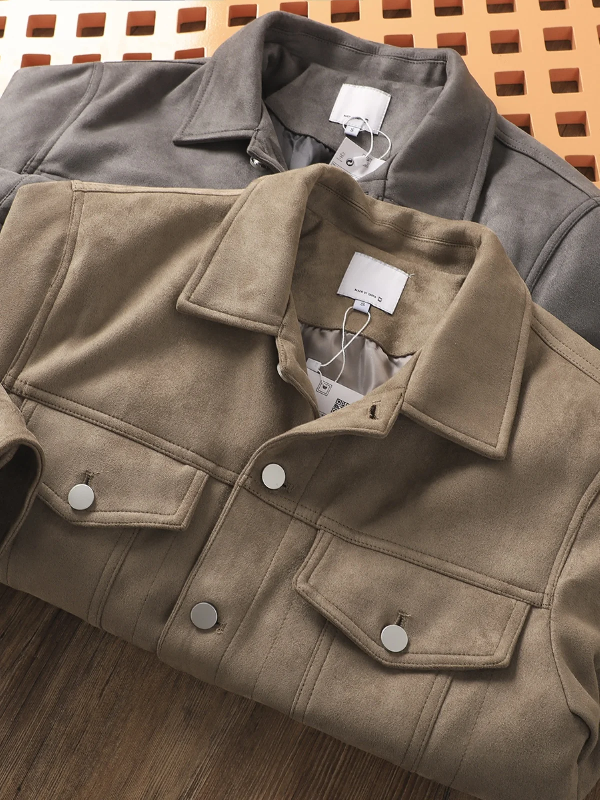 Ultra-Soft High-End Suede Men's Faion Collared Slim Fit Workwear Jaet Jacket ฤดูใบไม้ผลิฤดูใบไม้ร่วง DongjiU Pure Color ปุ่ม u...